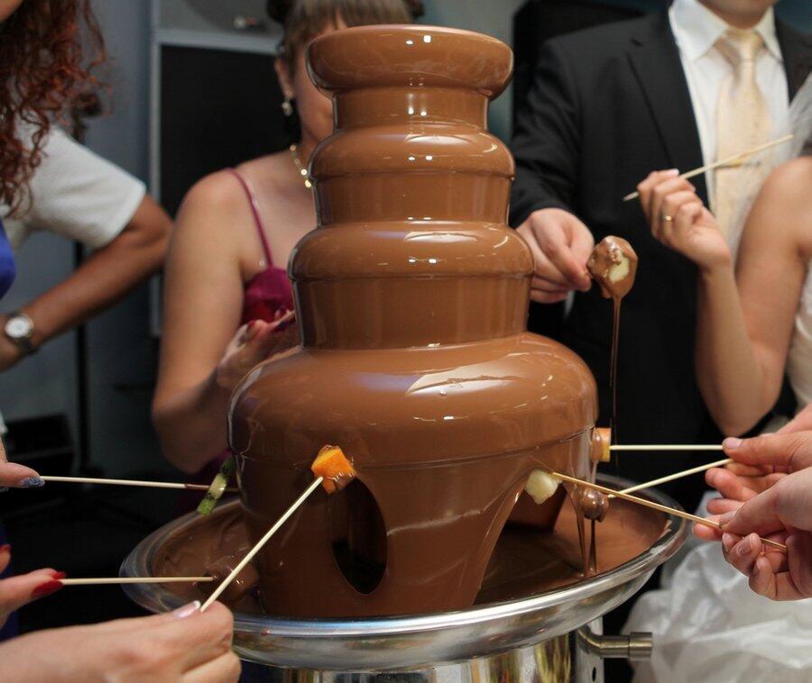 Шоколадный фонтан Chocolate Fountain