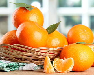 Оранжевое настроение: создаем новогодний декор из мандаринов