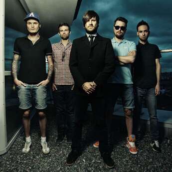 «Цунами» звука от Stigmata